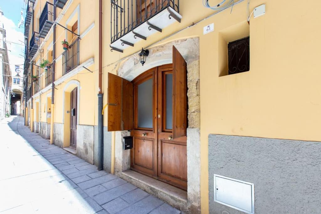 Holiday Home Il Portagioie Каляри Екстериор снимка