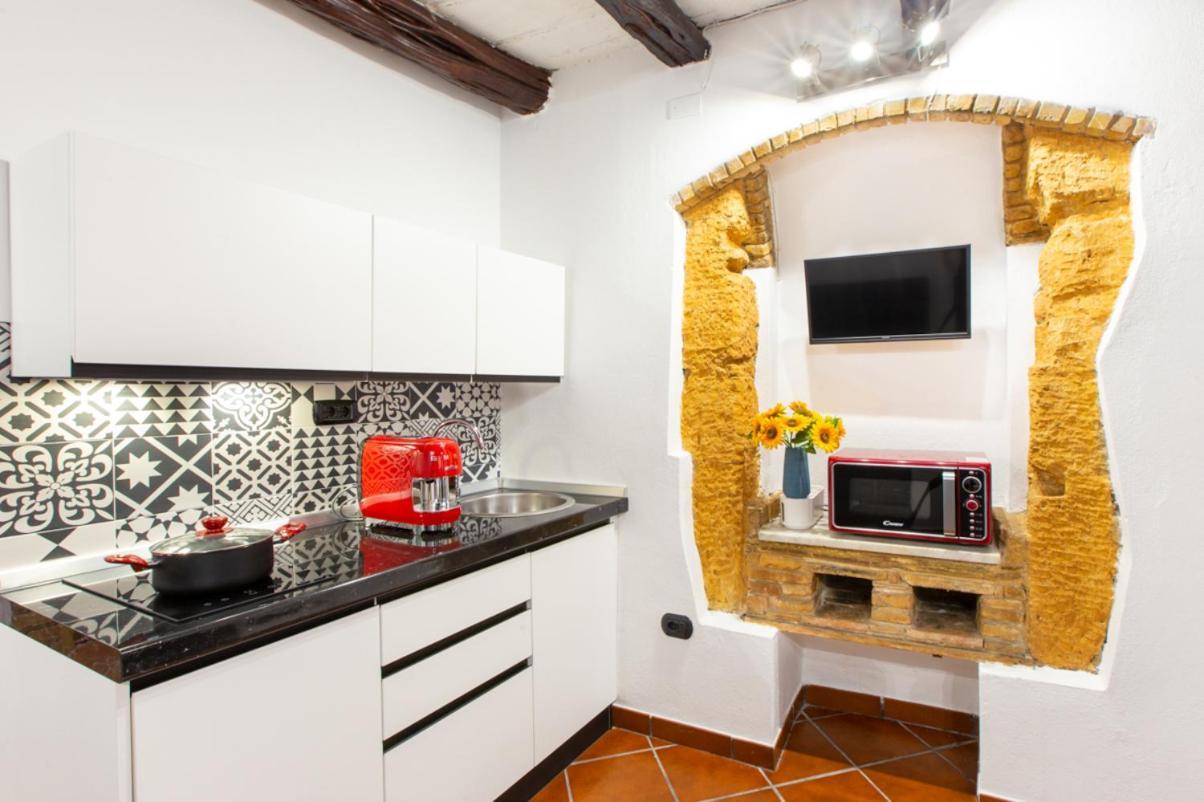 Holiday Home Il Portagioie Каляри Екстериор снимка